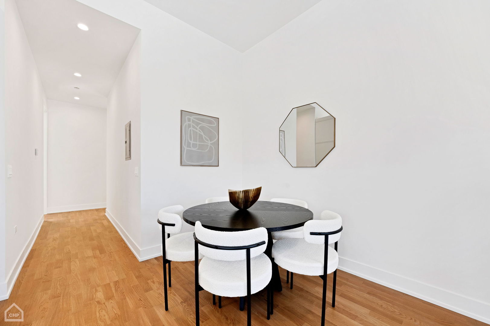2127 W Madison Street 508 Property Photo 11