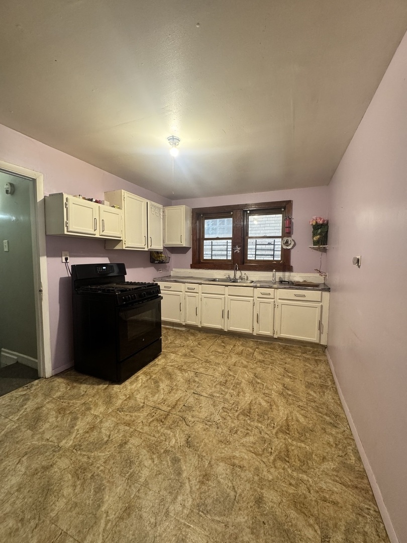 2819 W 71st Street Property Photo 8