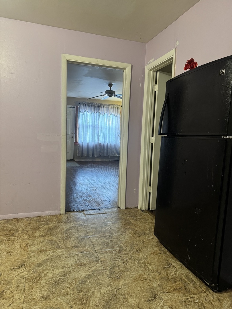 2819 W 71st Street Property Photo 9