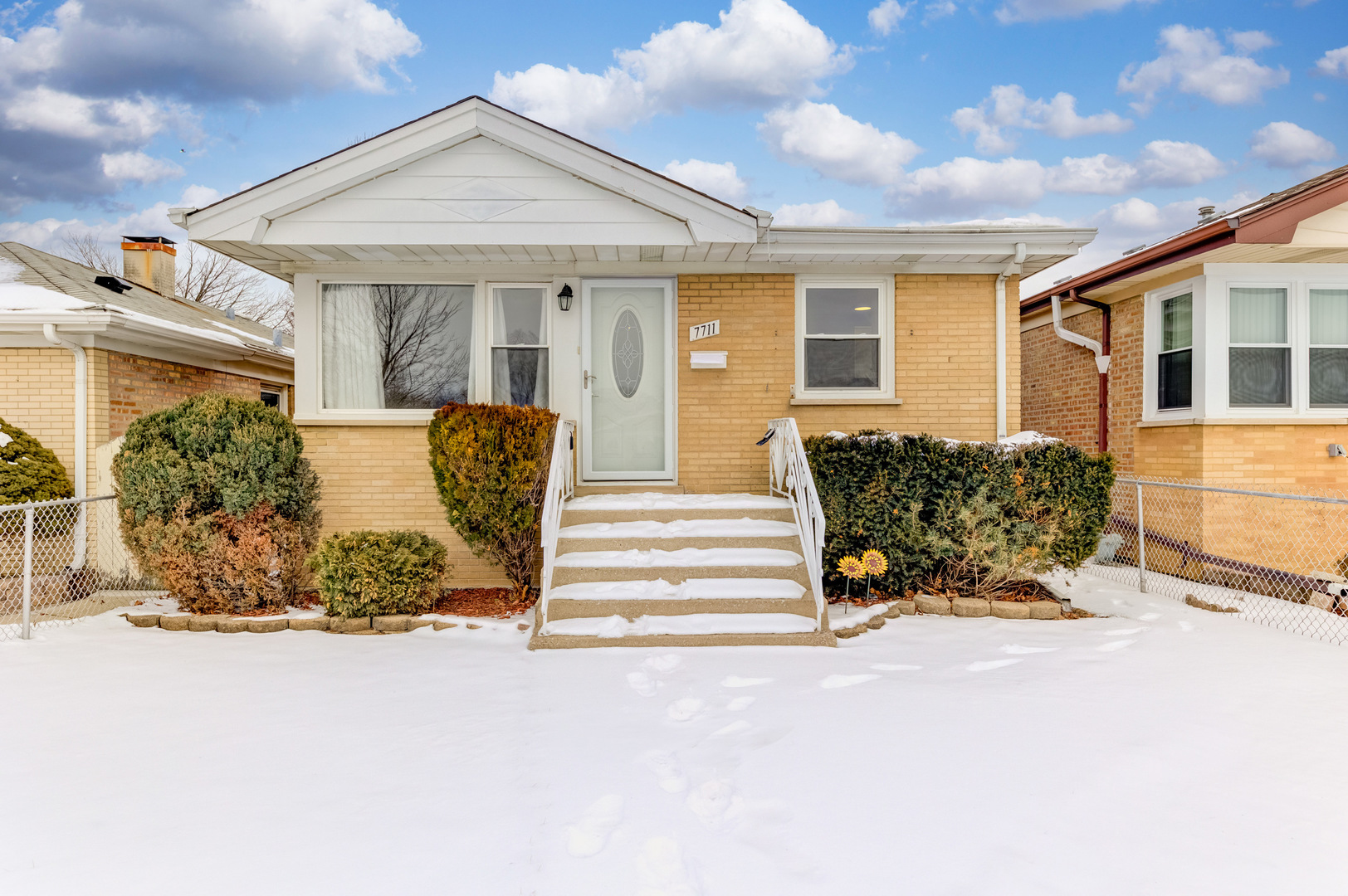 7711 Neenah Avenue Property Photo