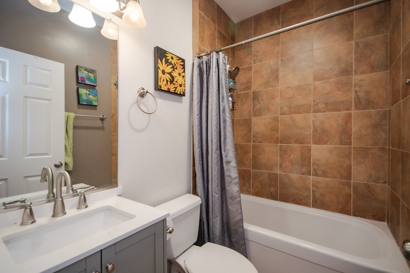 7717 N Marshfield Avenue Property Photo 10