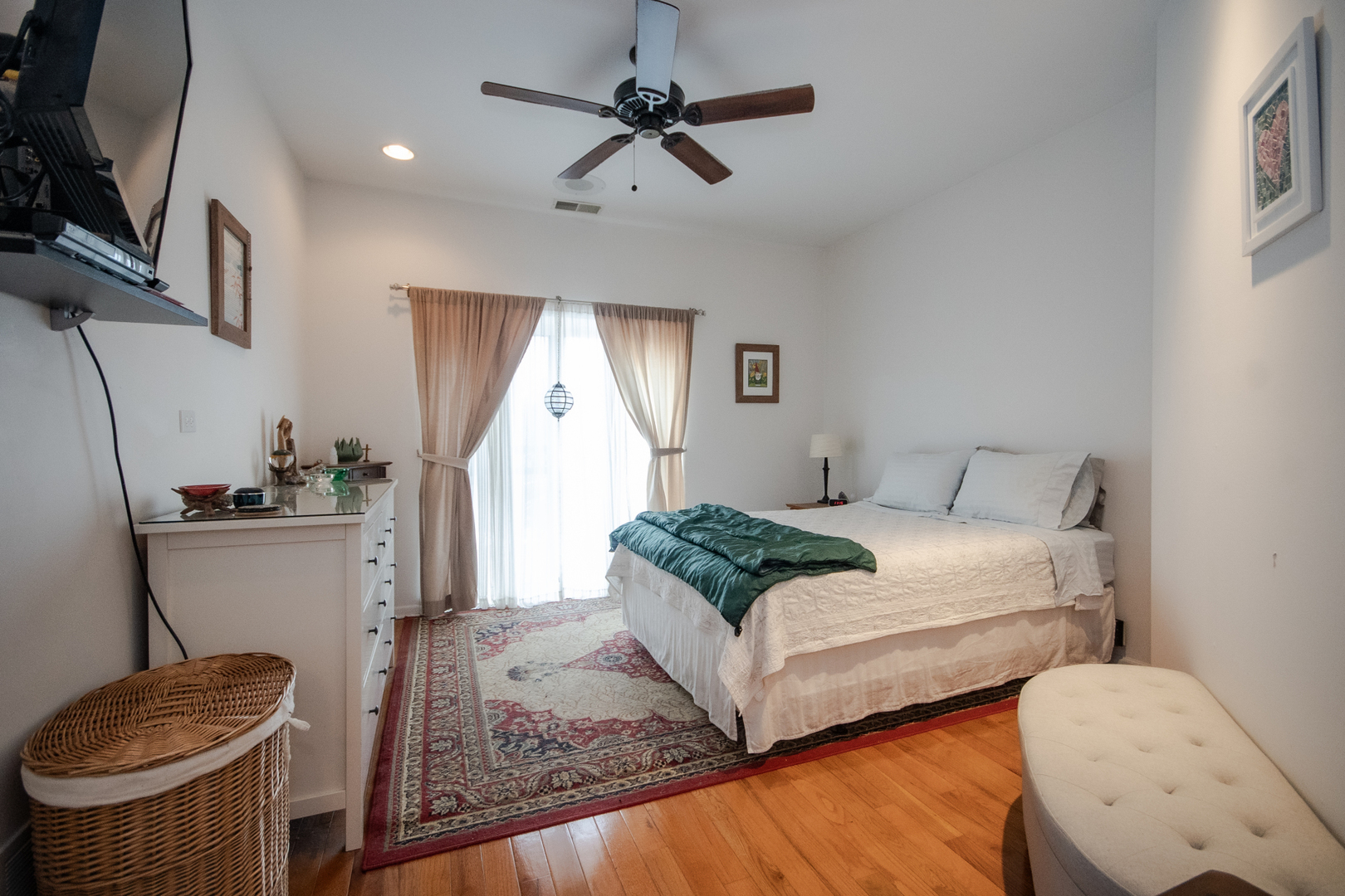 7717 N Marshfield Avenue Property Photo 11