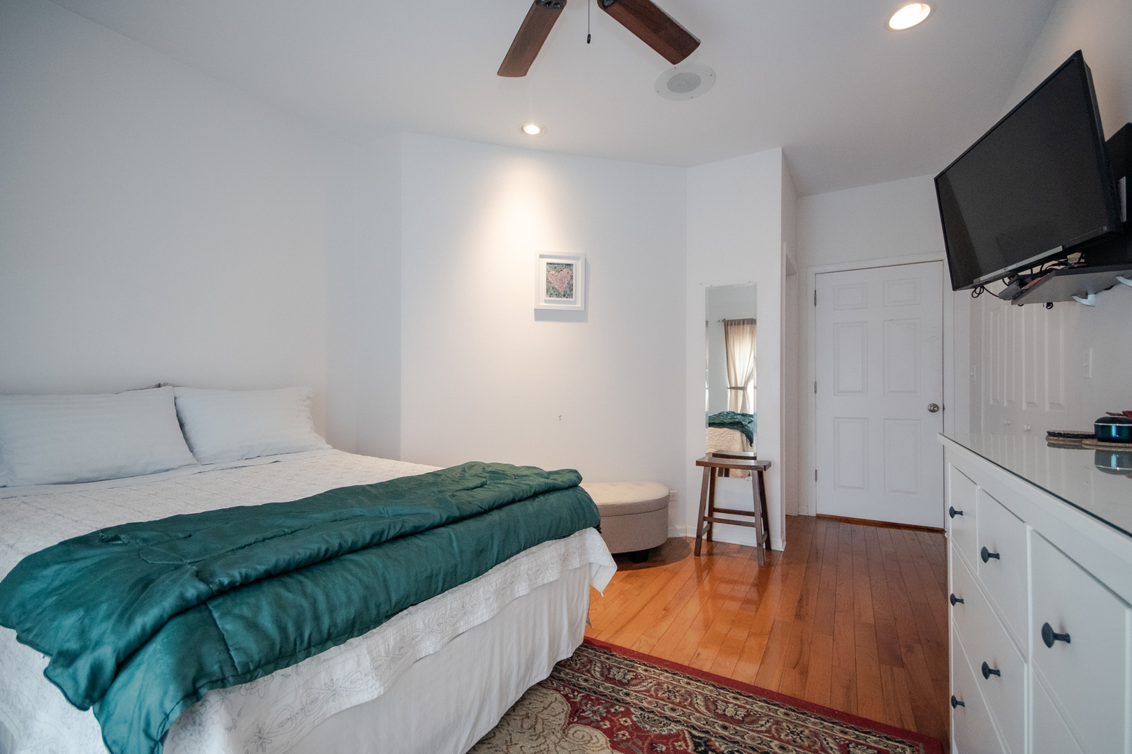 7717 N Marshfield Avenue Property Photo 12