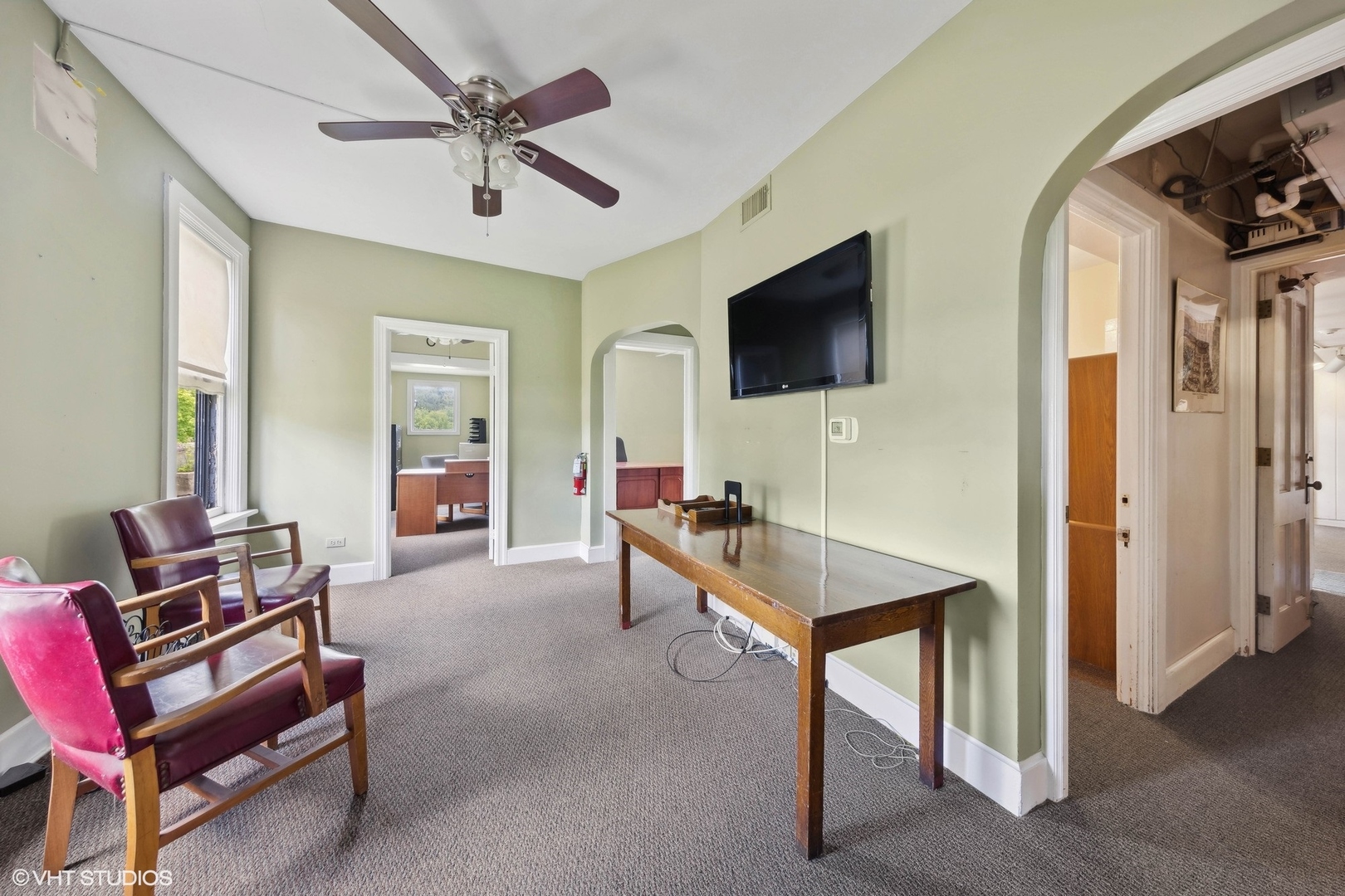 105 E Irving Park Road Property Photo 23