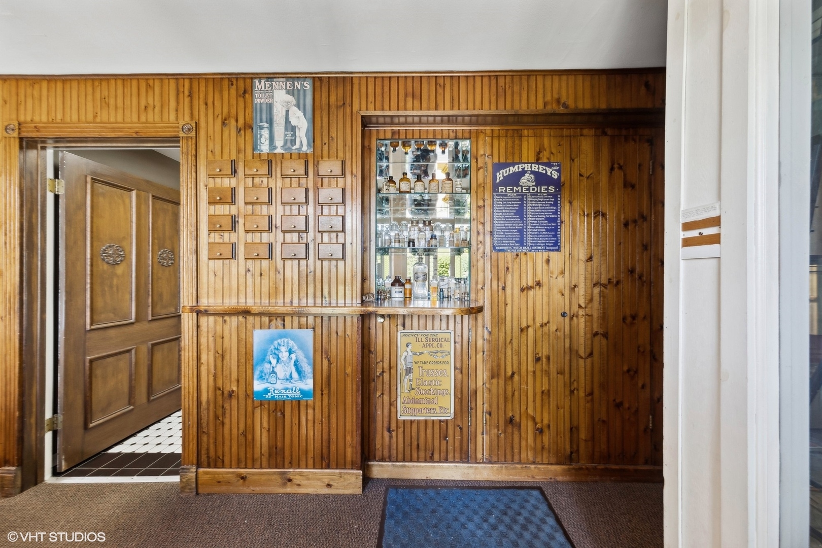 105 E Irving Park Road Property Photo 29
