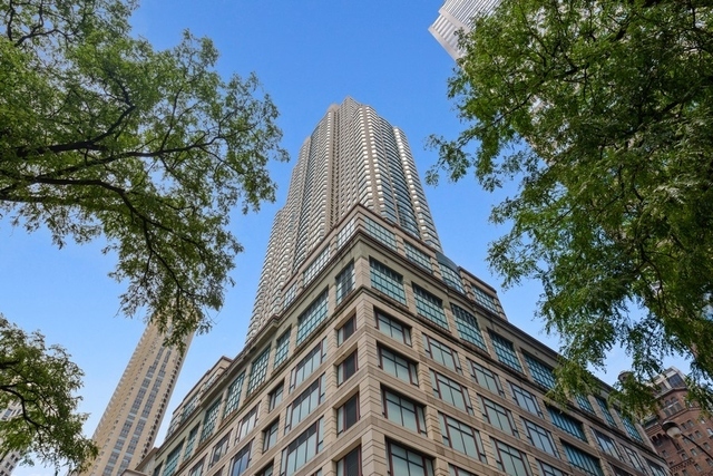 100 E Huron Street 2804