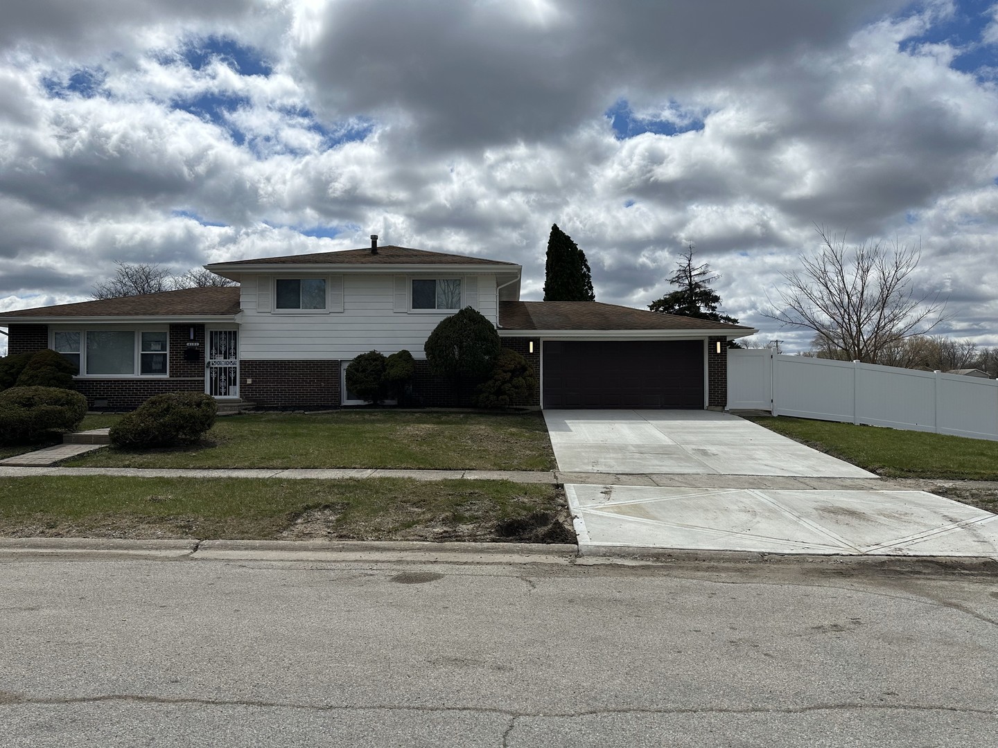 4101 Park Lane Property Photo