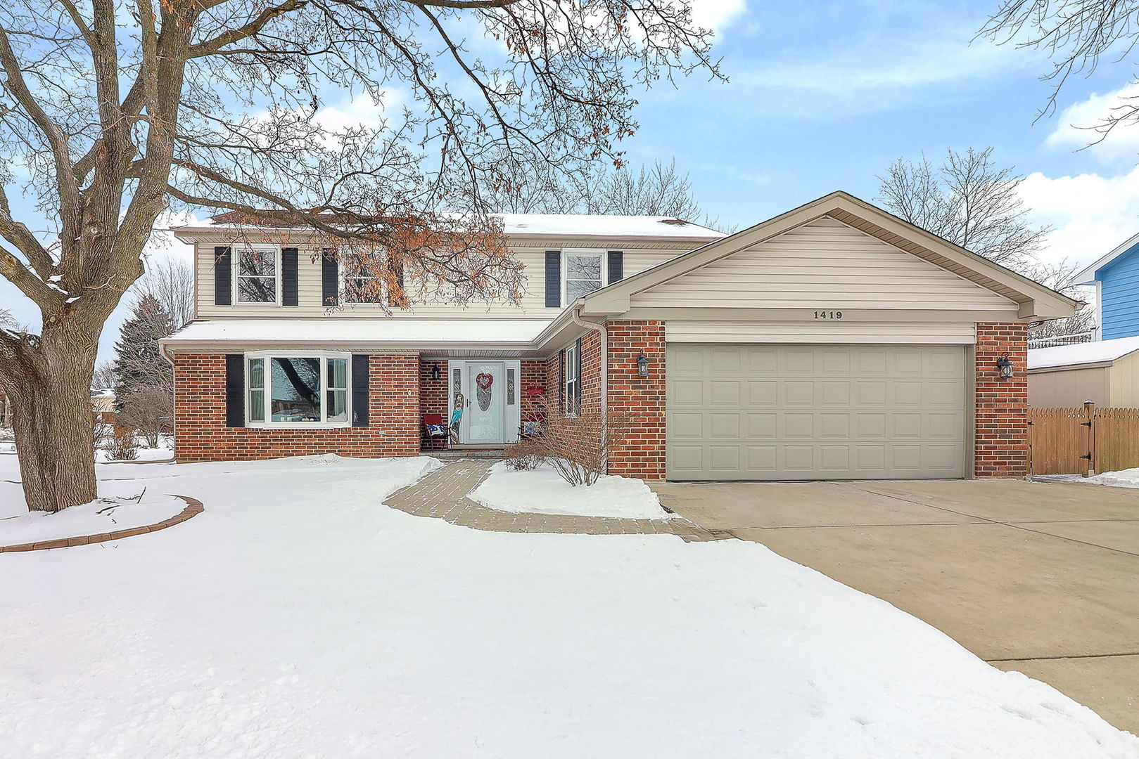 1419 Castlewood Drive Property Photo
