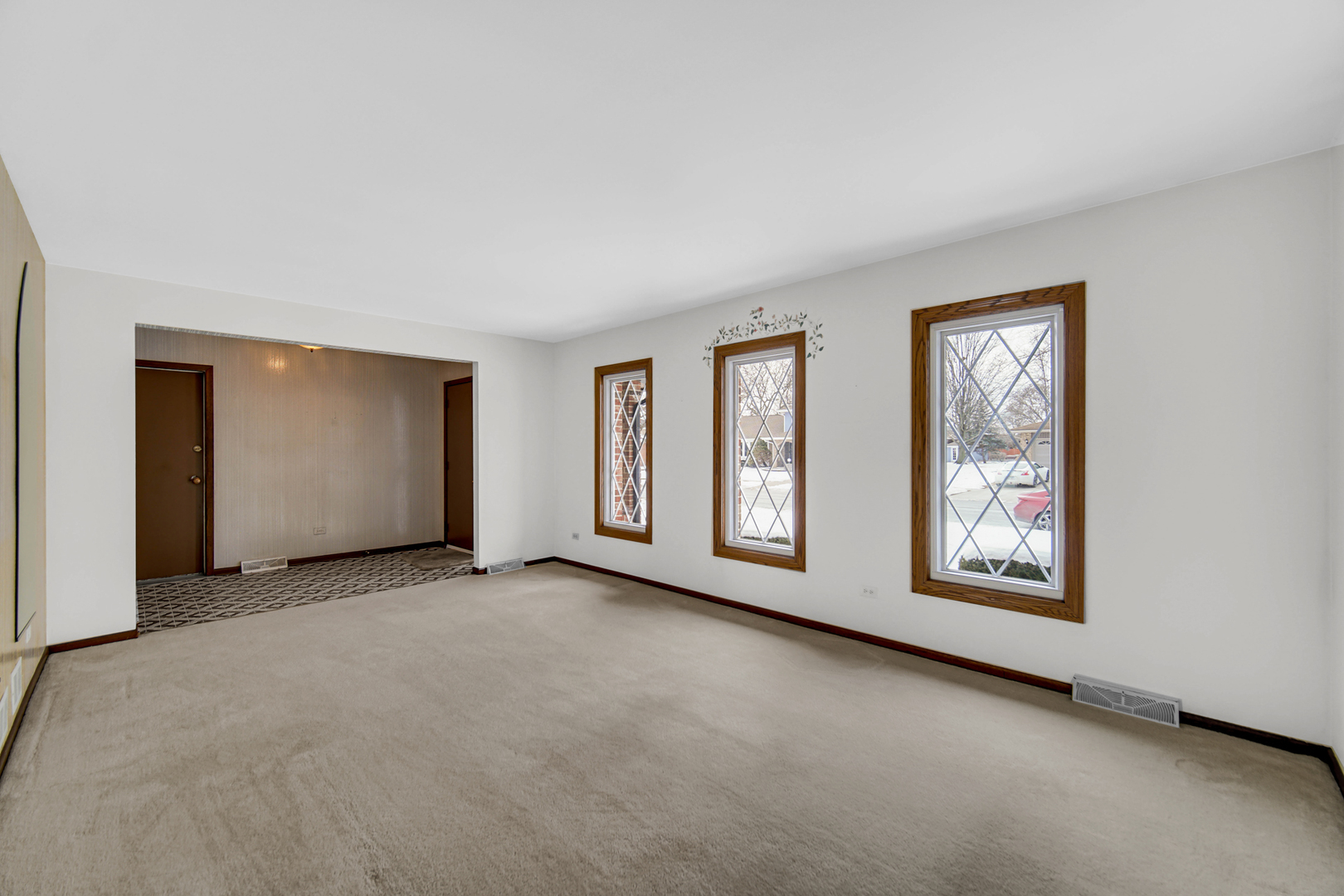 17555 Rosewood Lane Property Photo 2