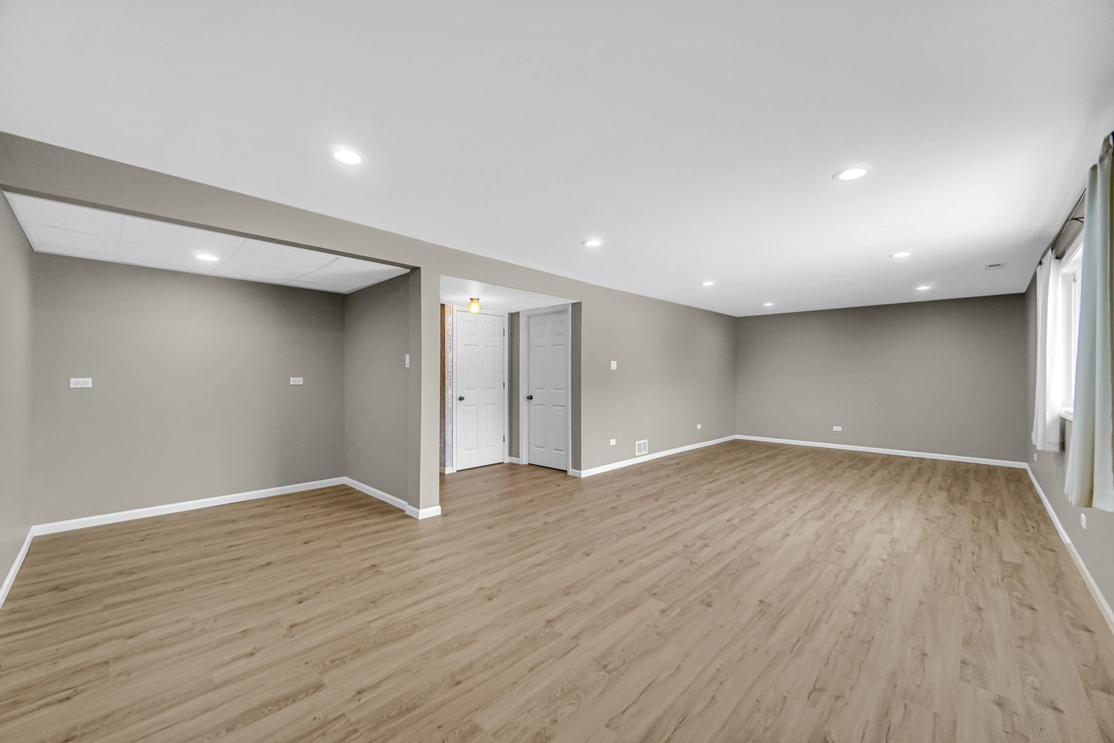 17555 Rosewood Lane Property Photo 11