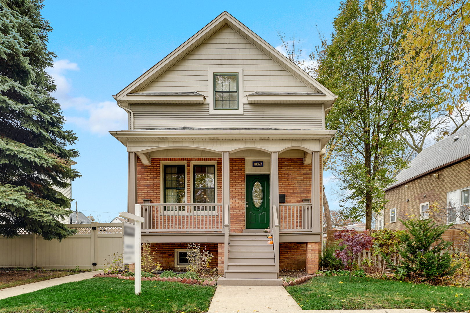 1326 S Home Avenue Property Photo