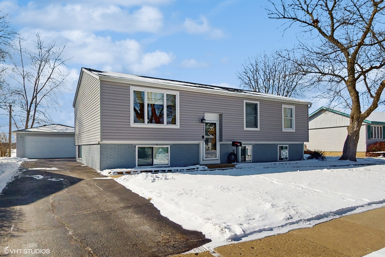 212 Kosan Circle Property Photo