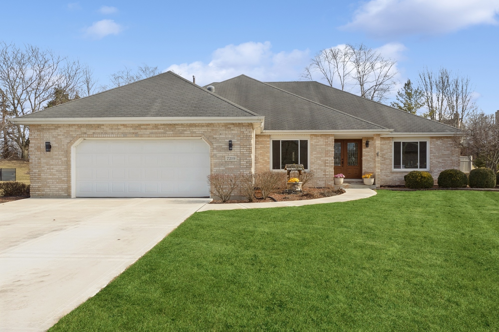 7219 Southwick Court Property Photo