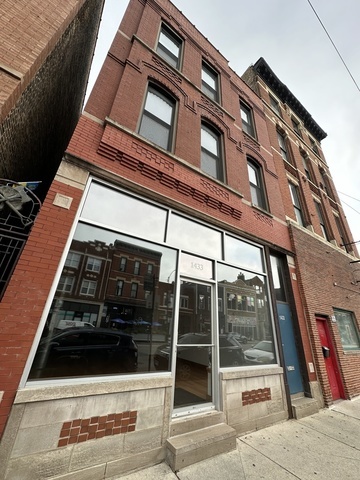 1433 W Chicago Avenue Property Photo 1