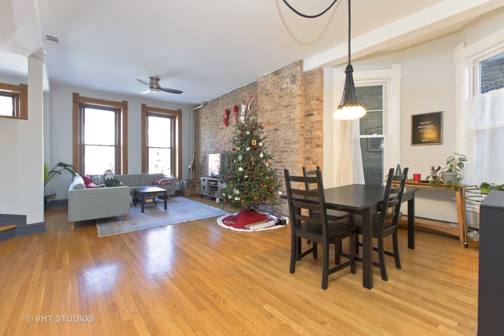 1433 W Chicago Avenue Property Photo 8