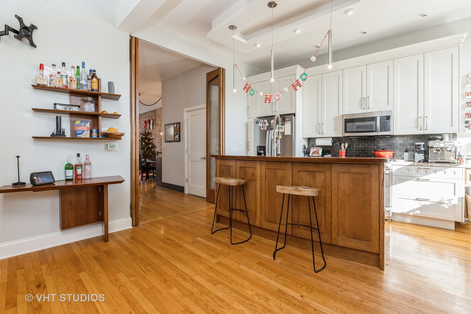 1433 W Chicago Avenue Property Photo 11