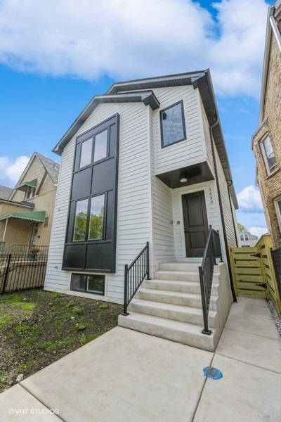 1630 N Springfield Avenue Property Photo