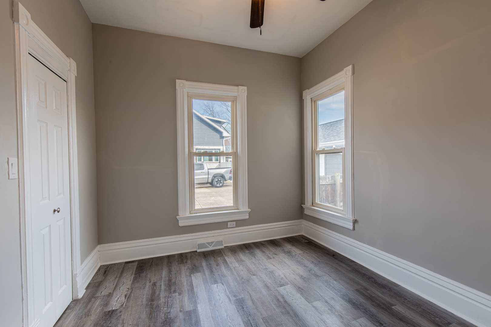 1503 Ottawa Avenue Property Photo 13
