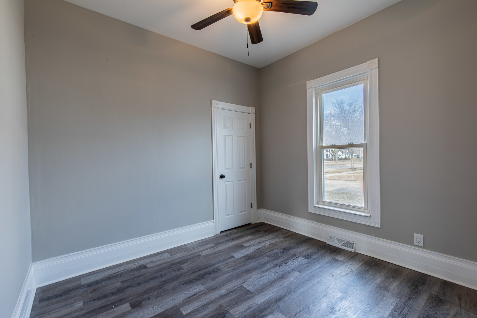1503 Ottawa Avenue Property Photo 14
