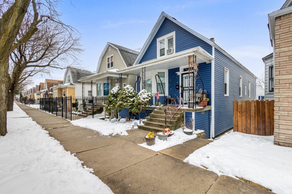 10408 S Avenue J Property Photo 3