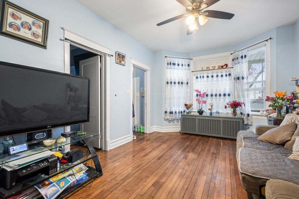 10408 S Avenue J Property Photo 7