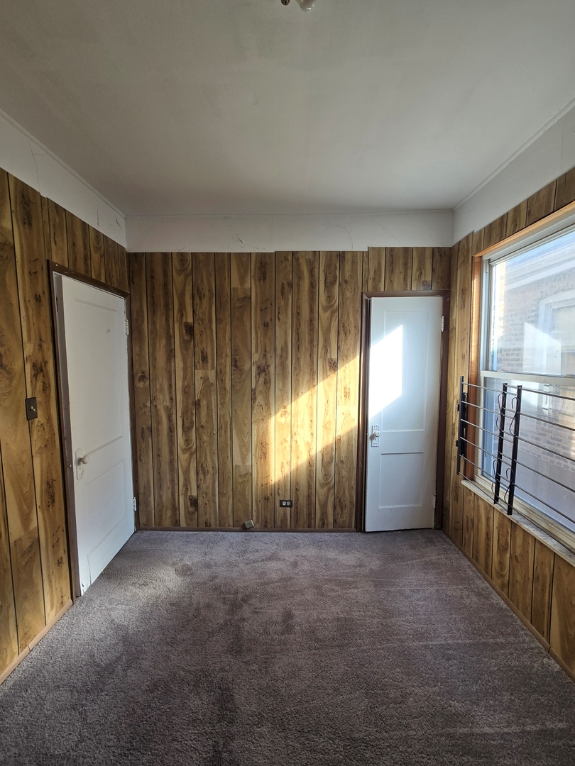 7919 S Kenwood Avenue Property Photo 12