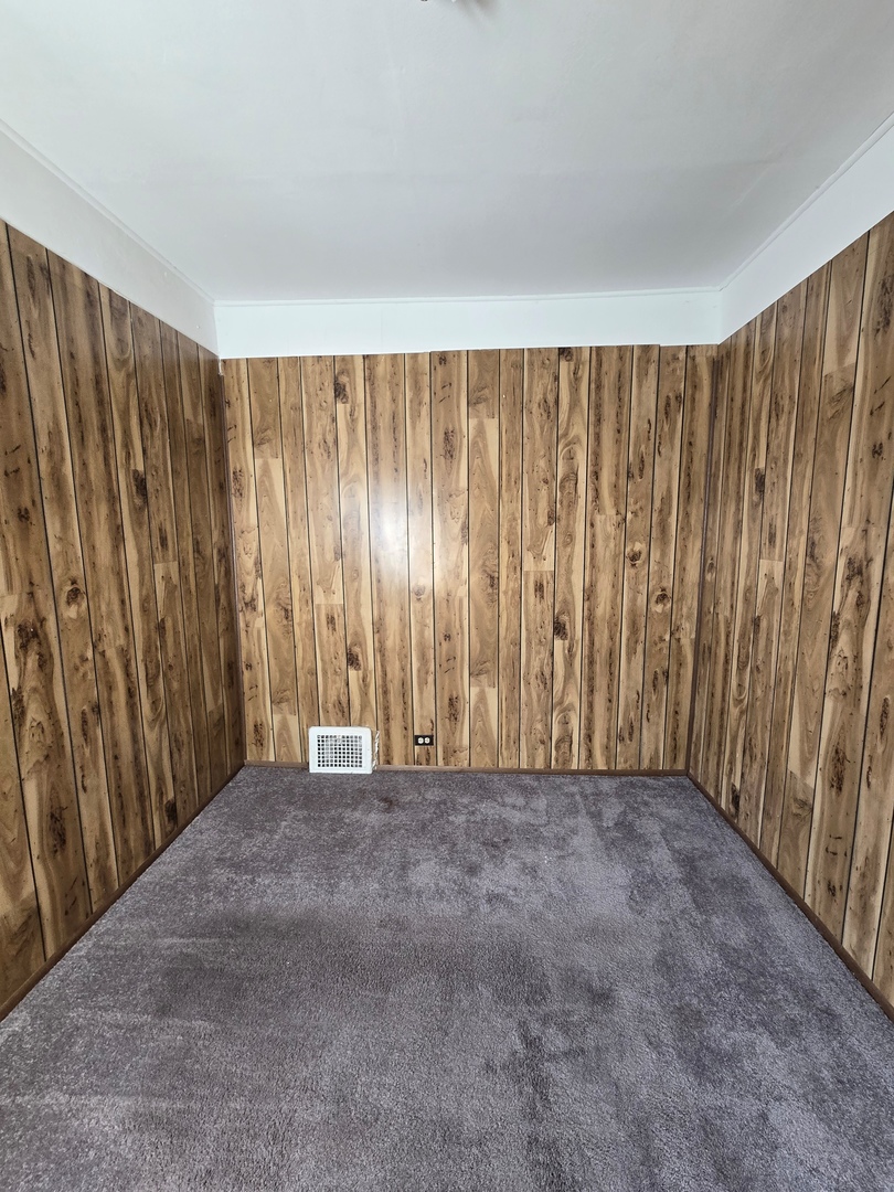 7919 S Kenwood Avenue Property Photo 13