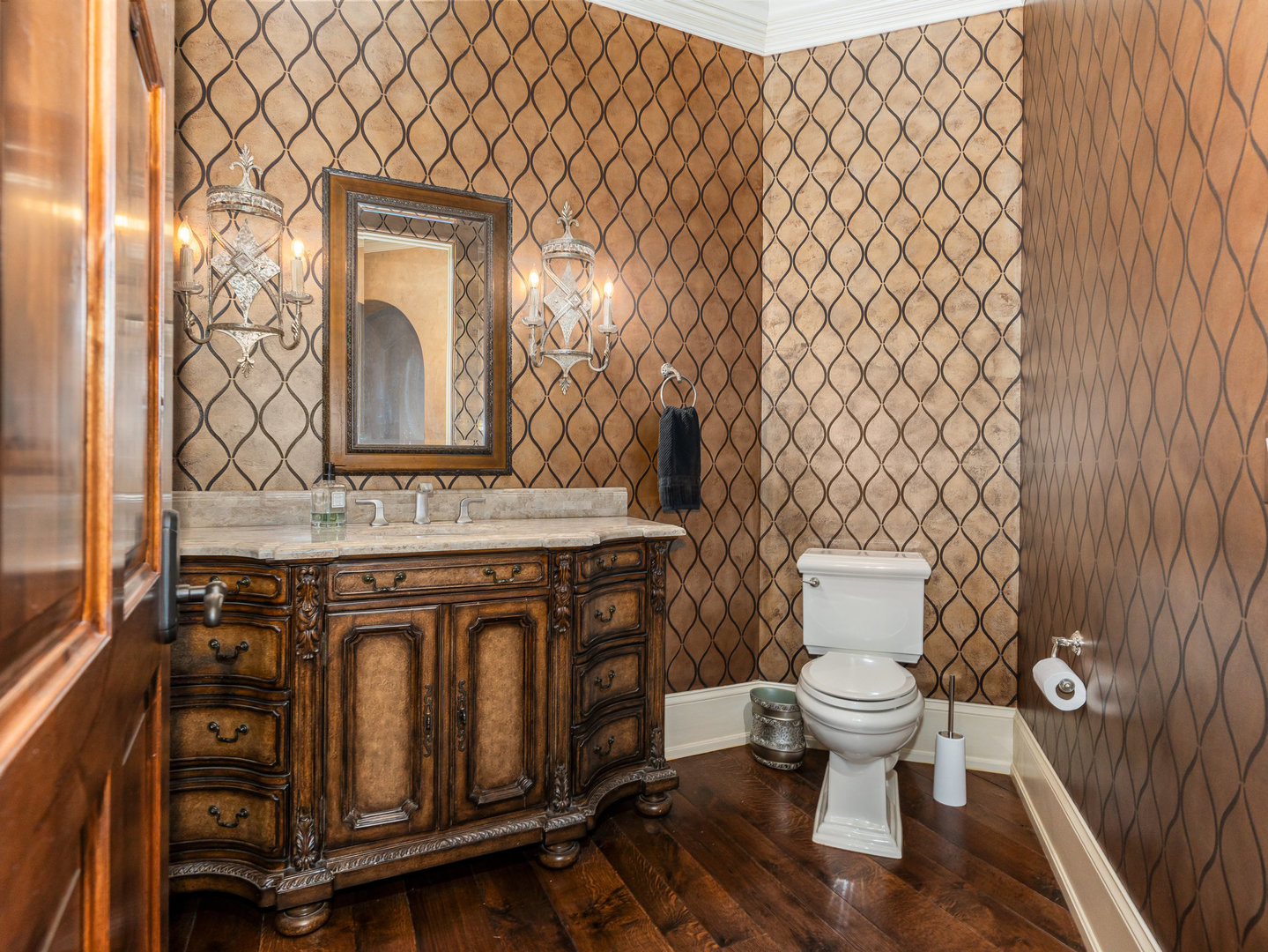 7s719 Donwood Drive Property Photo 15