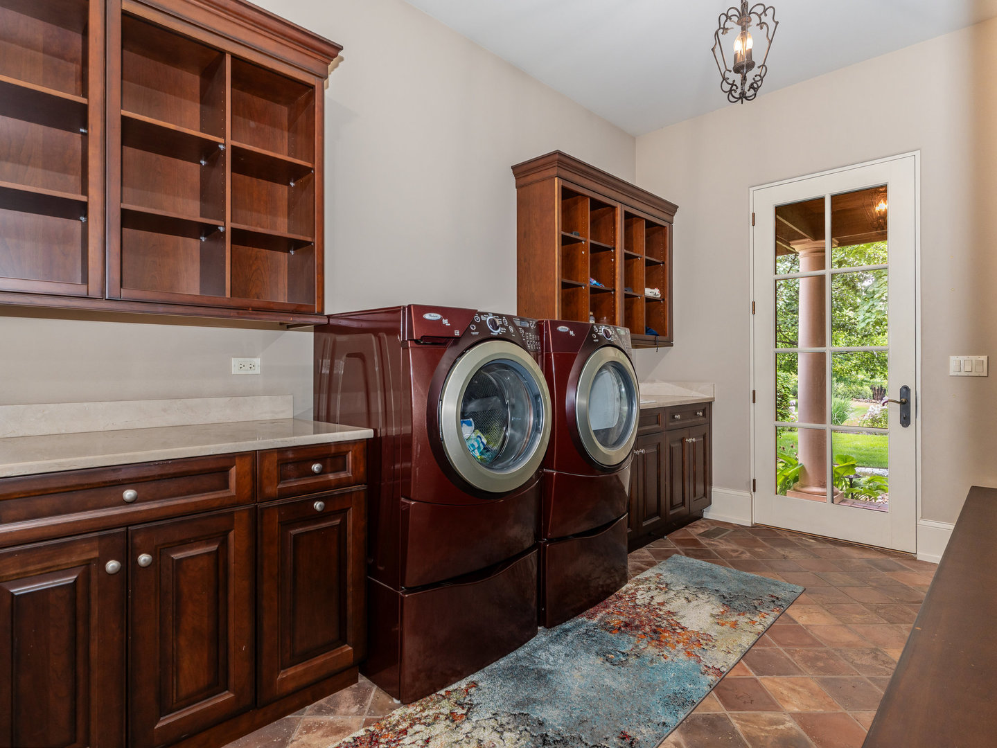 7s719 Donwood Drive Property Photo 21