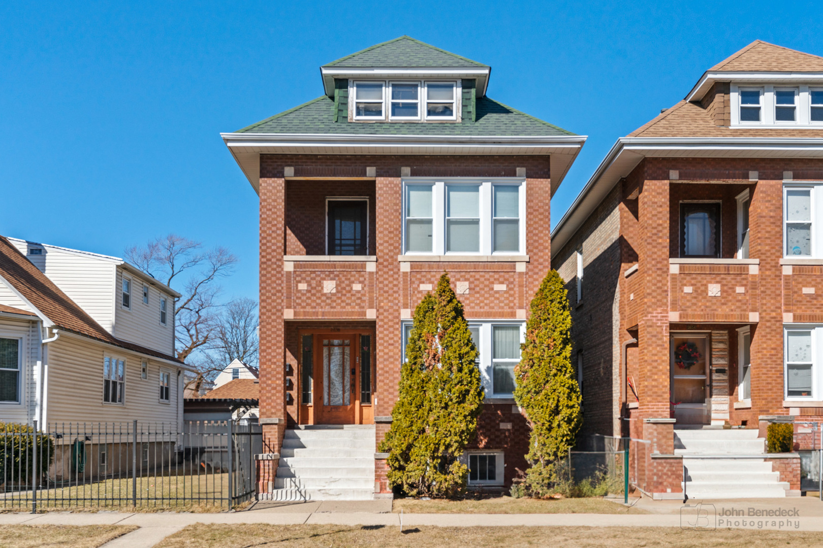 2836 W 40th Street Property Photo