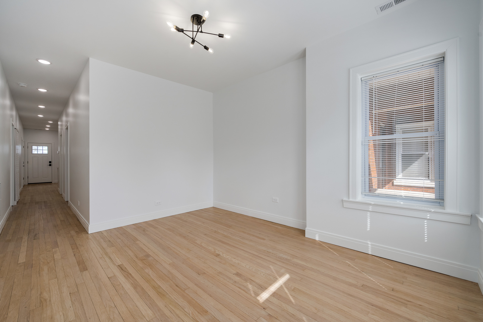 2836 W 40th Street Property Photo 16