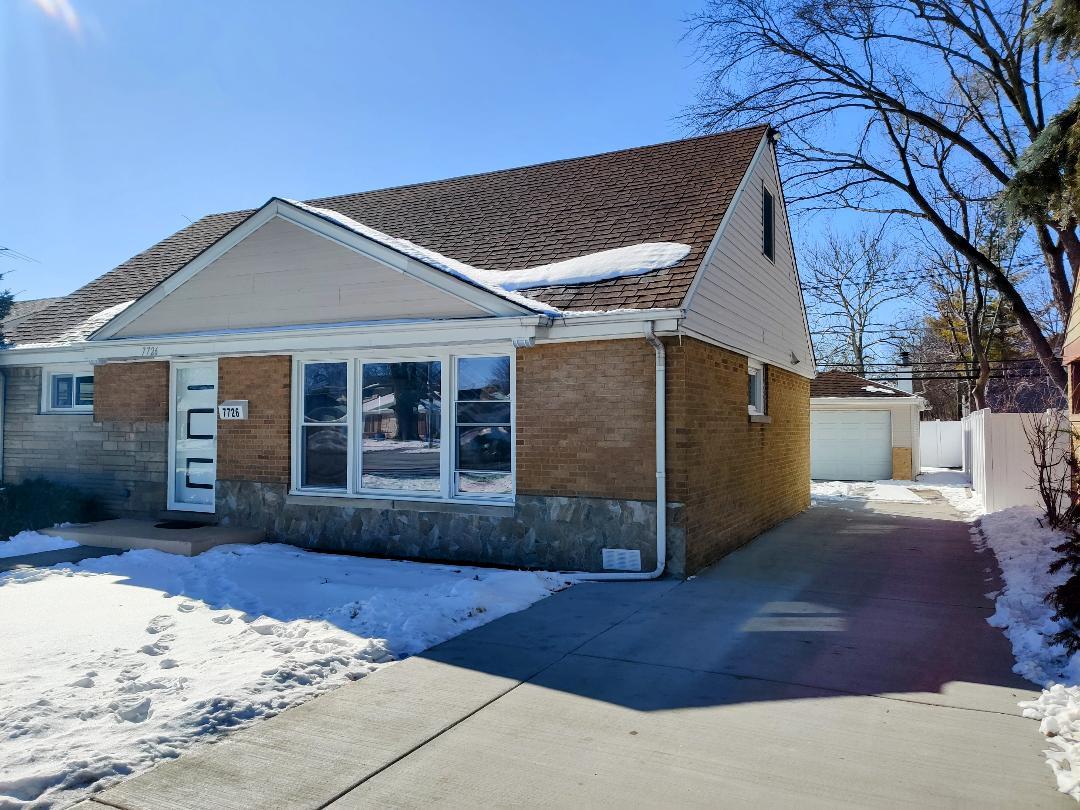 7726 N Harlem Avenue Property Photo