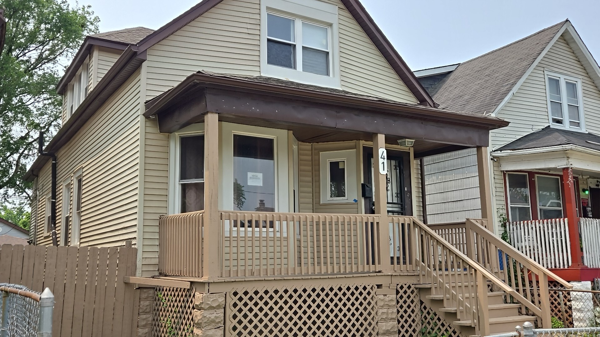 41 E 100th Place Property Photo 2