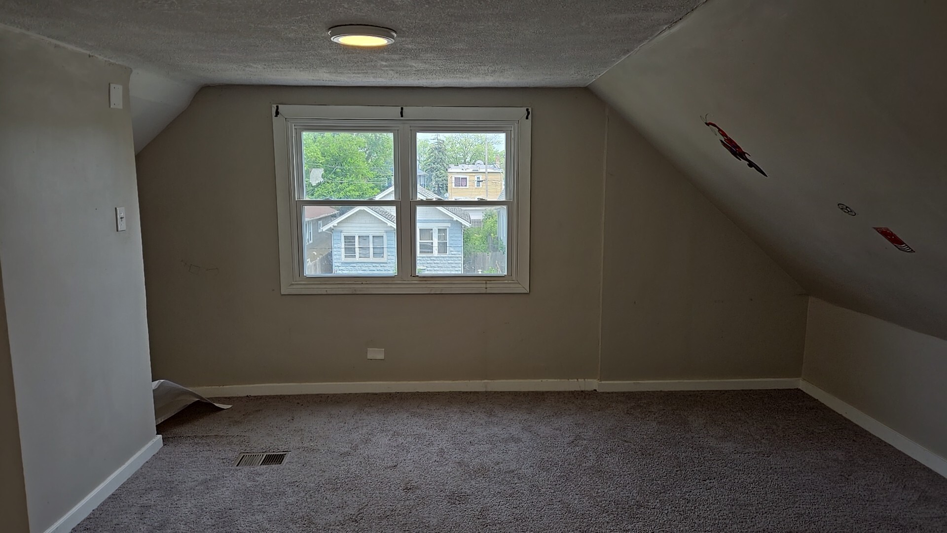 41 E 100th Place Property Photo 11