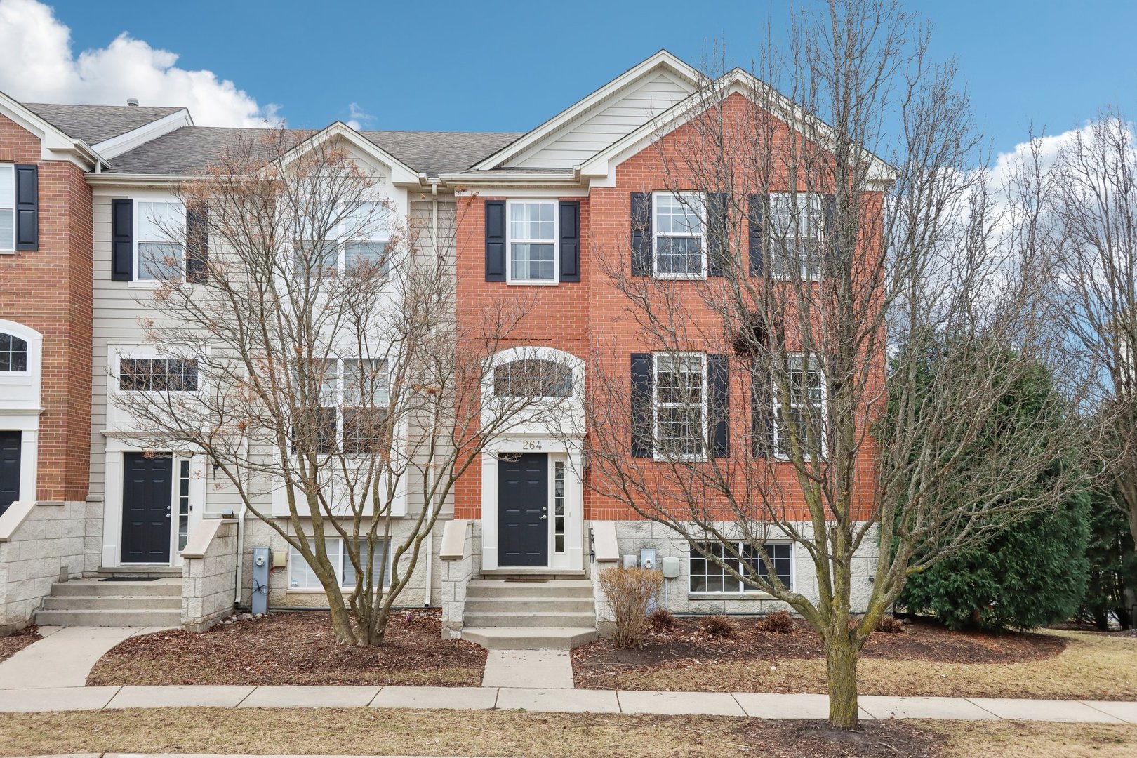 264 Comstock Drive Property Photo