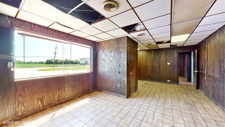 3805 N Il Route 23 Highway Property Photo 11