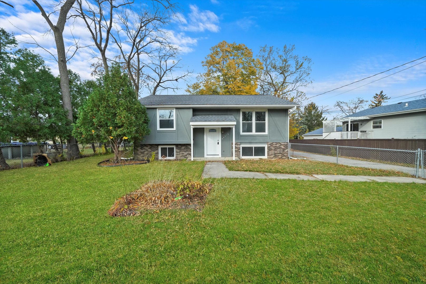 34716 N Holman Avenue Property Photo