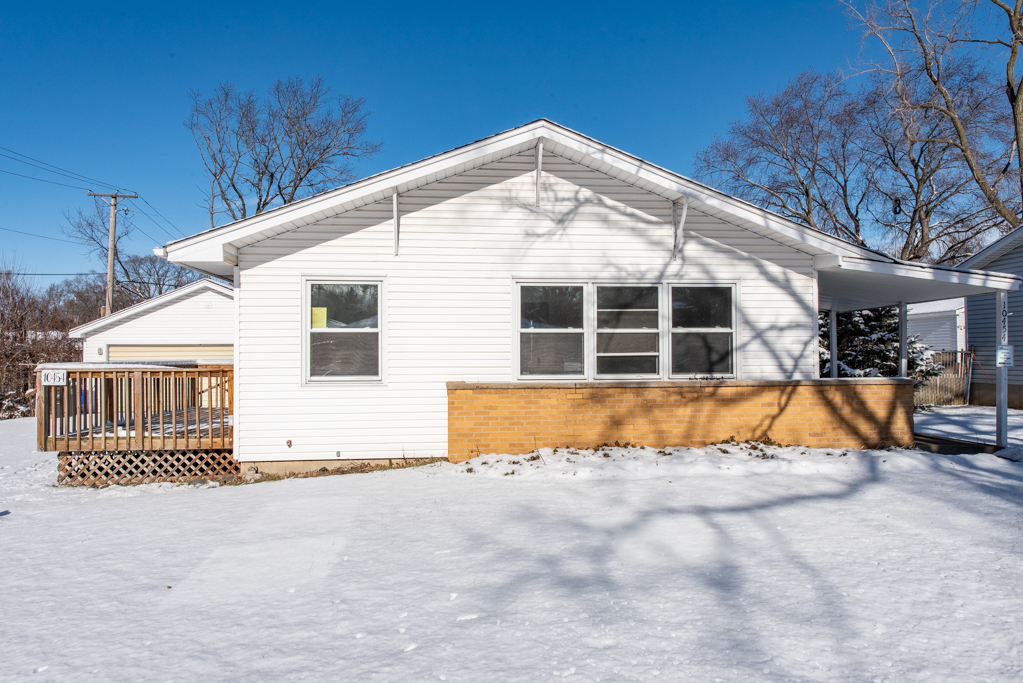 10454 W Bairstow Avenue Property Photo