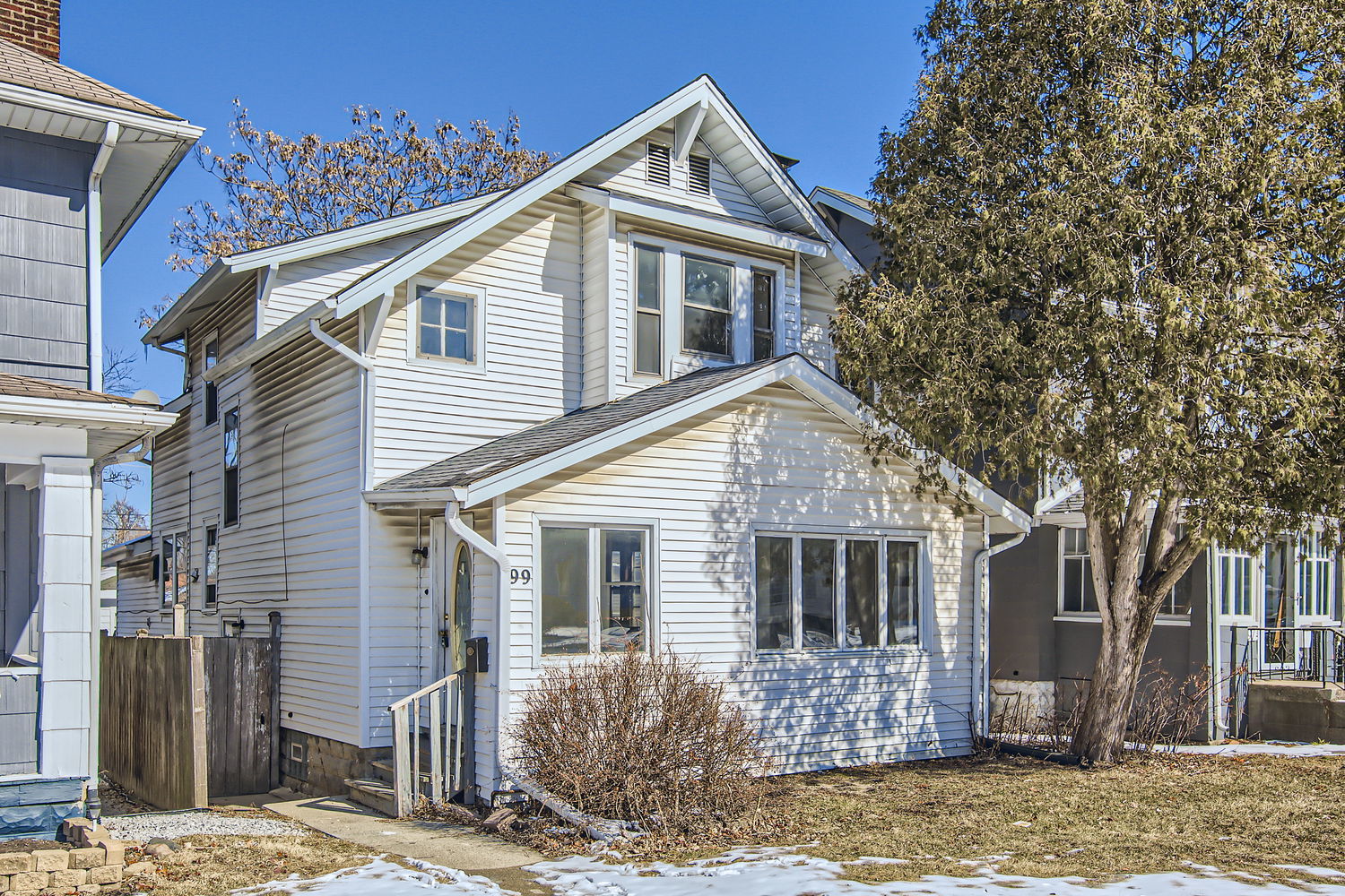 99 W 19th Street Property Photo