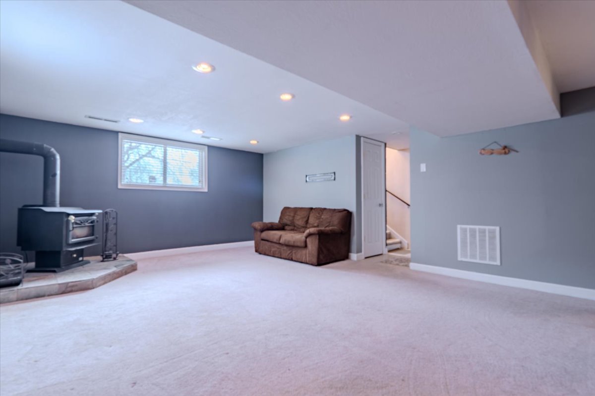 3213 W Birkshire Drive Property Photo 23
