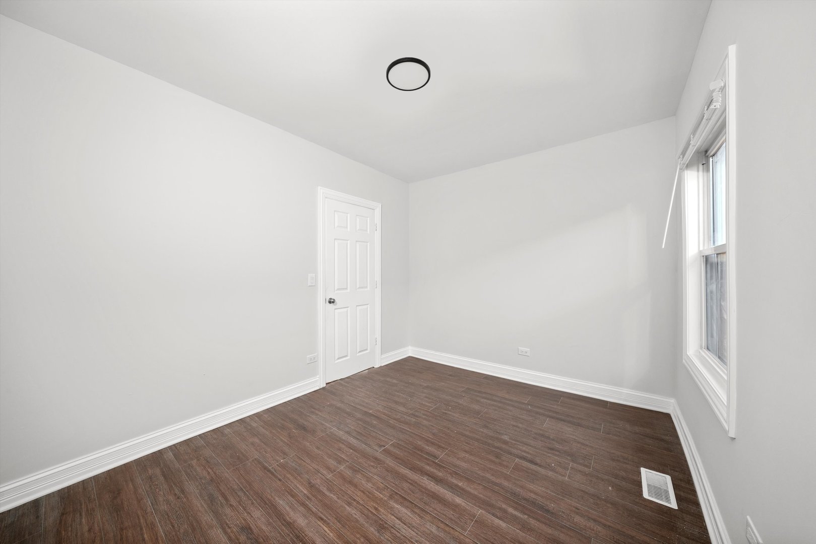 1250 W 111th Place Property Photo 10