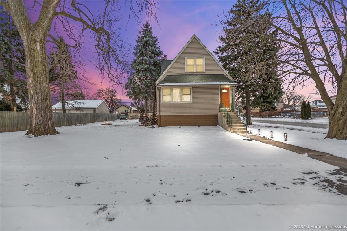 5649 W 87th Place Property Photo