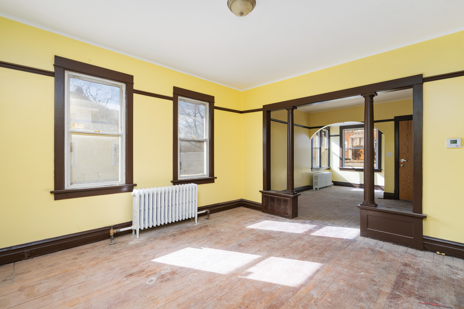 411 N Arlington Heights Road Property Photo 3