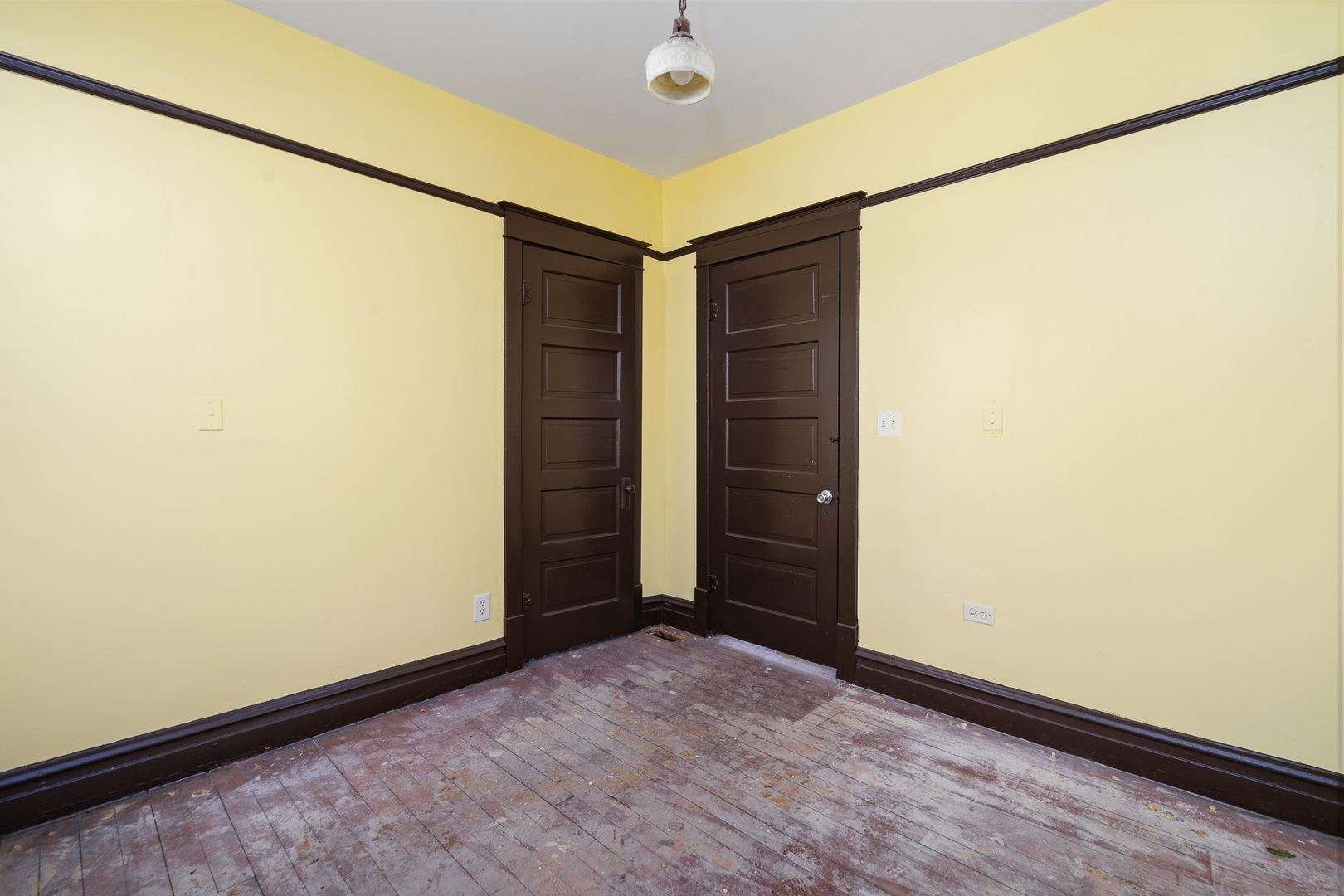 411 N Arlington Heights Road Property Photo 15