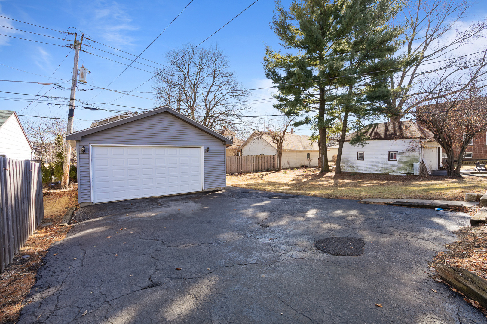 411 N Arlington Heights Road Property Photo 19