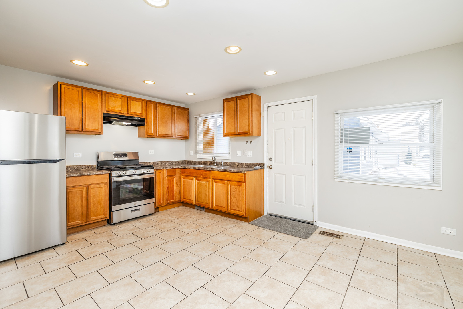 303 Merrill Avenue Property Photo 6