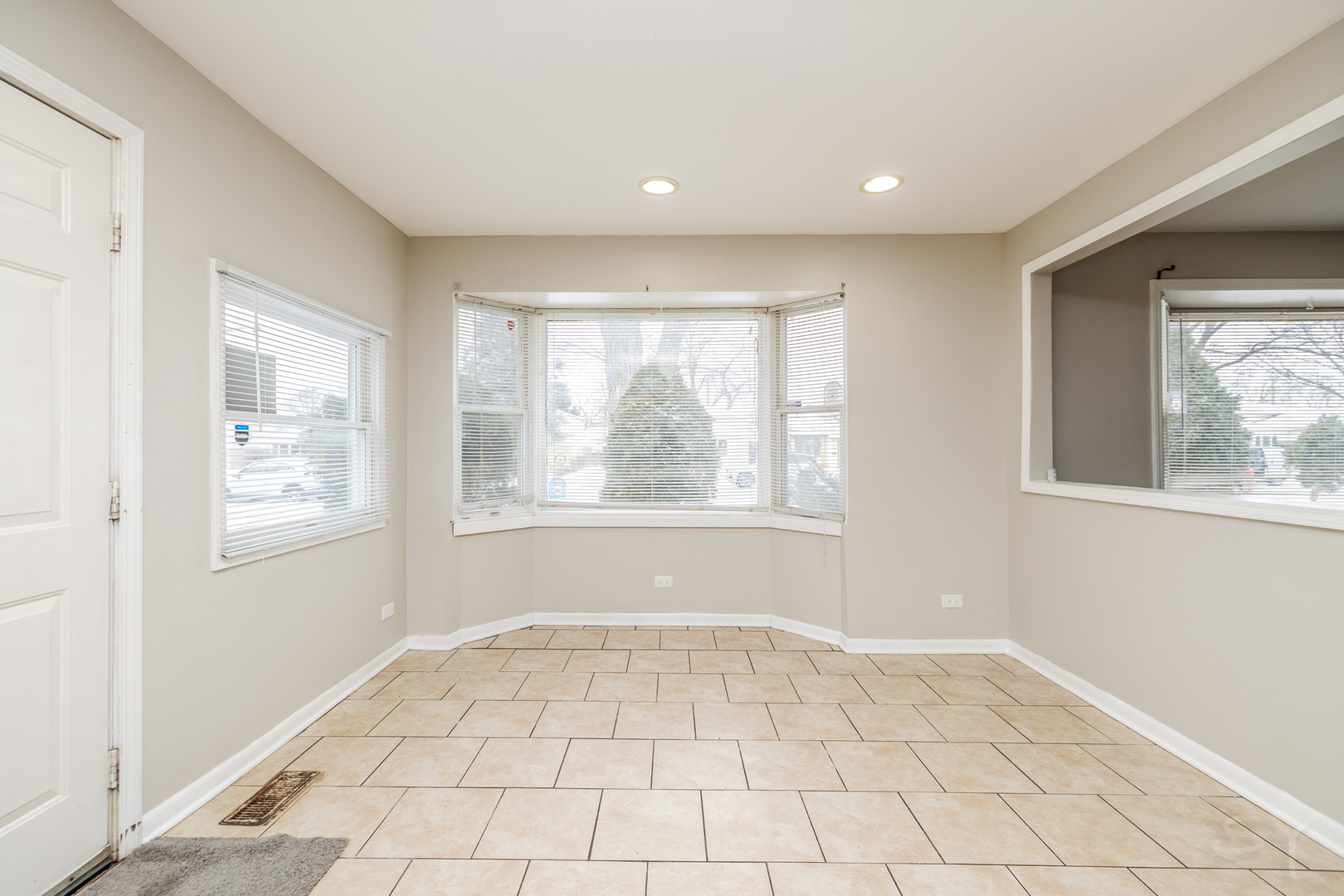 303 Merrill Avenue Property Photo 9