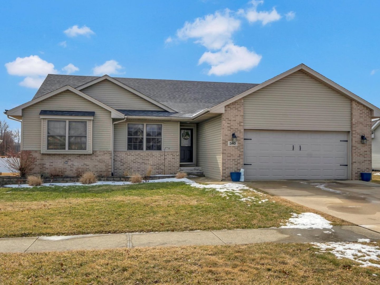 340 S Centerpoint Drive Property Photo