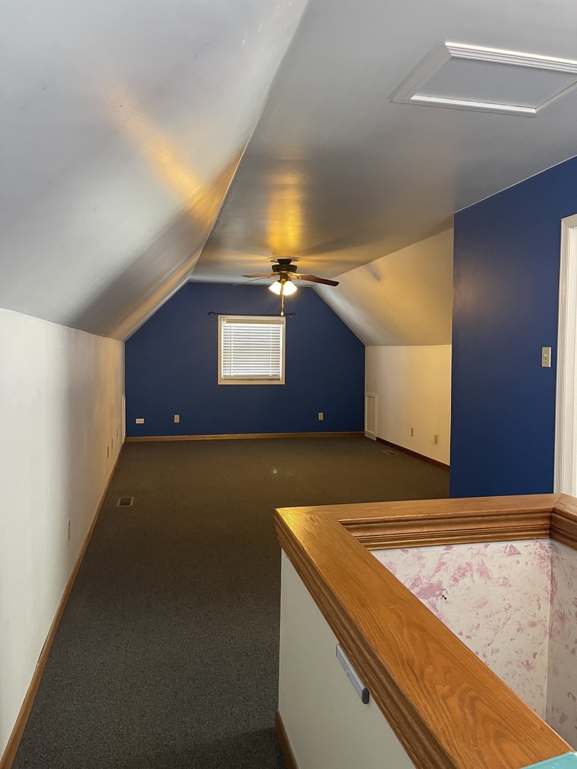 3216 178th Street Property Photo 9