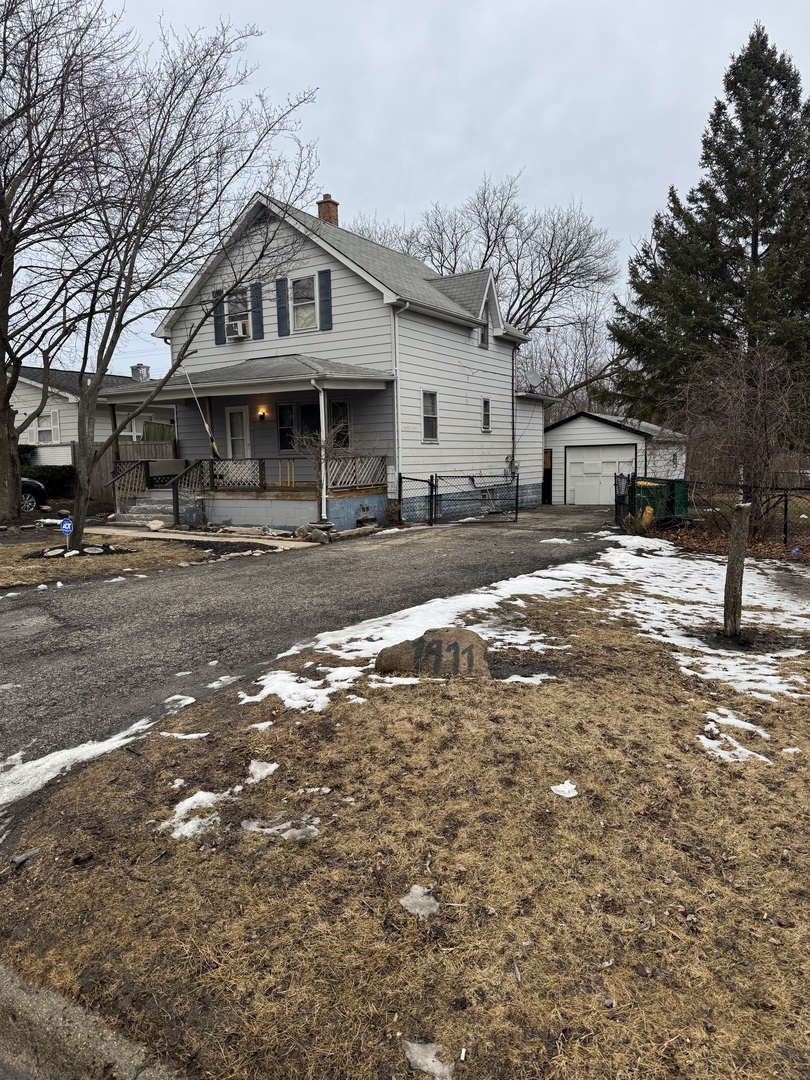1911 Hebron Avenue Property Photo